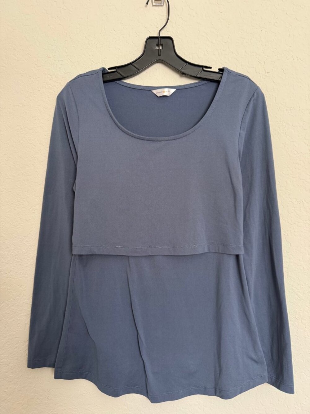 Kindred Bravely Dusty Blue Nursing Maternity Long Sleeve Top M Stretch Comfort